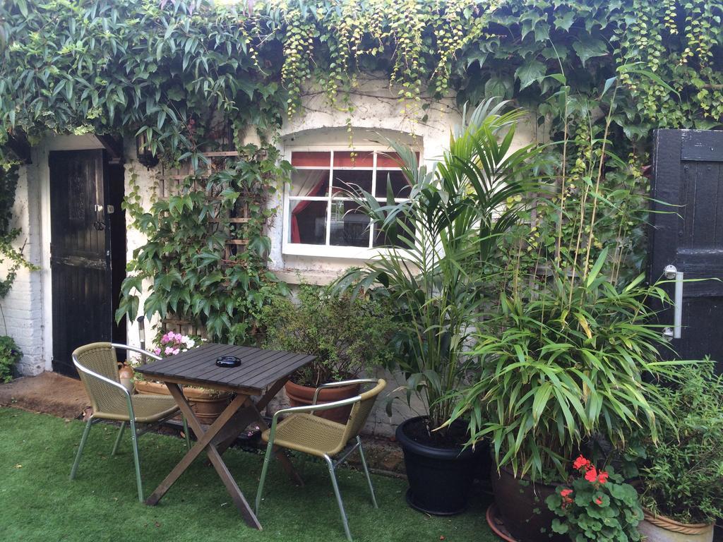 Harmondsworth Hall Guest House West Drayton  Kamer foto