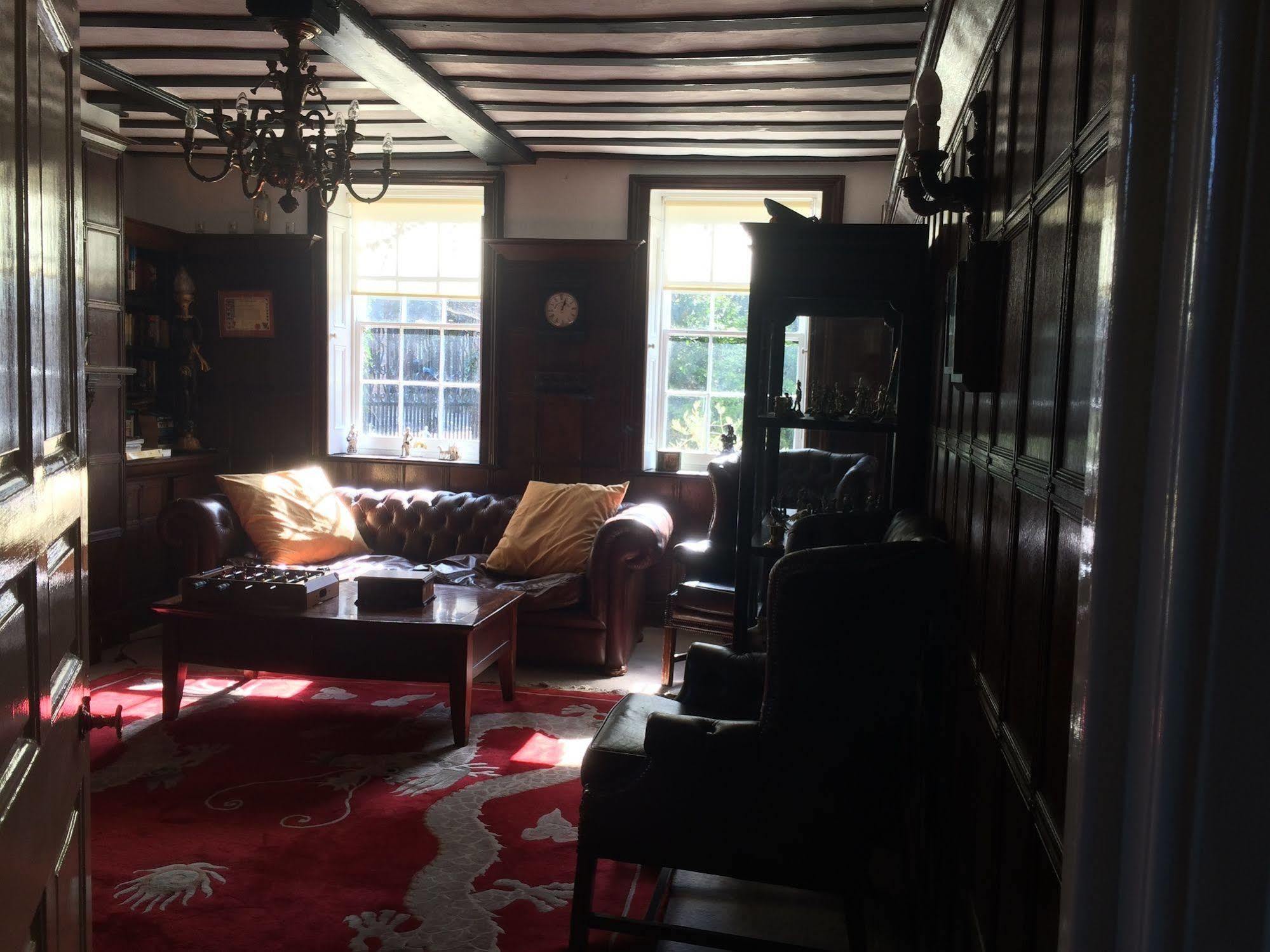Harmondsworth Hall Guest House West Drayton  Buitenkant foto